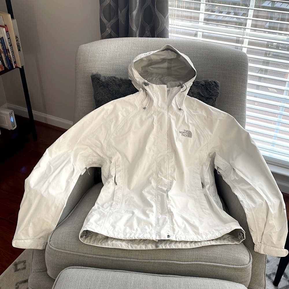 Womens Small NorthFace rain coat